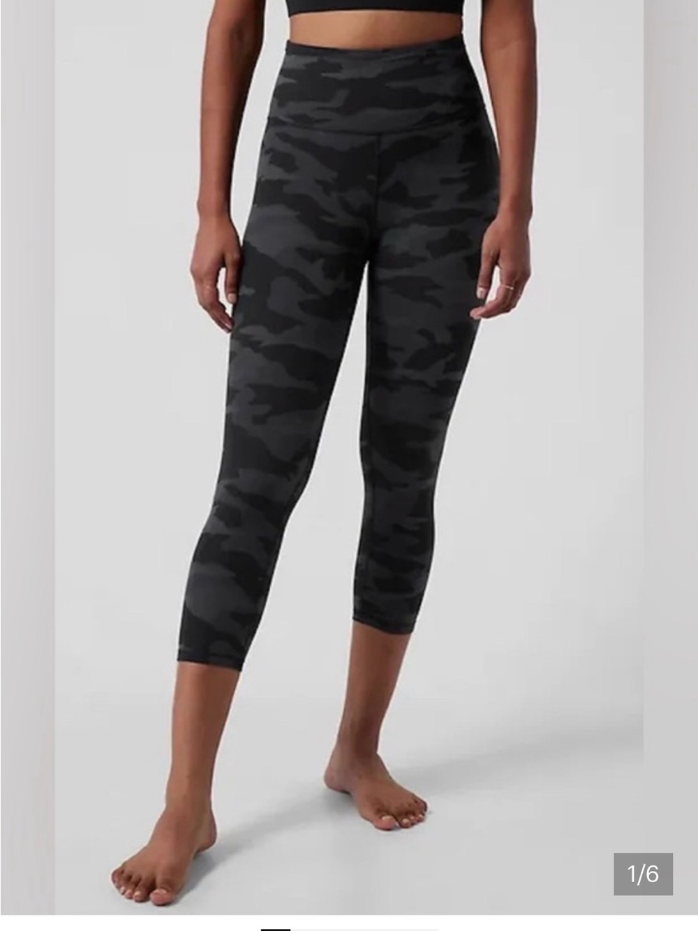 Athleta Elation Capri black camo medium